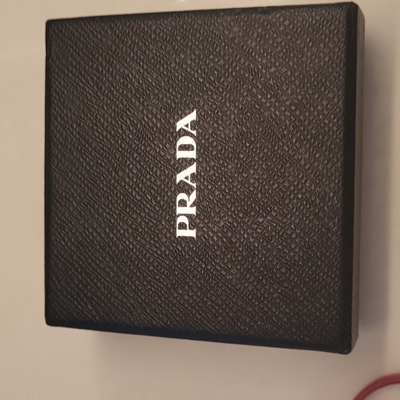 Prada  new,keycharm or keyring works both ways boxed card of authenticity new - Picture 7 of 9
